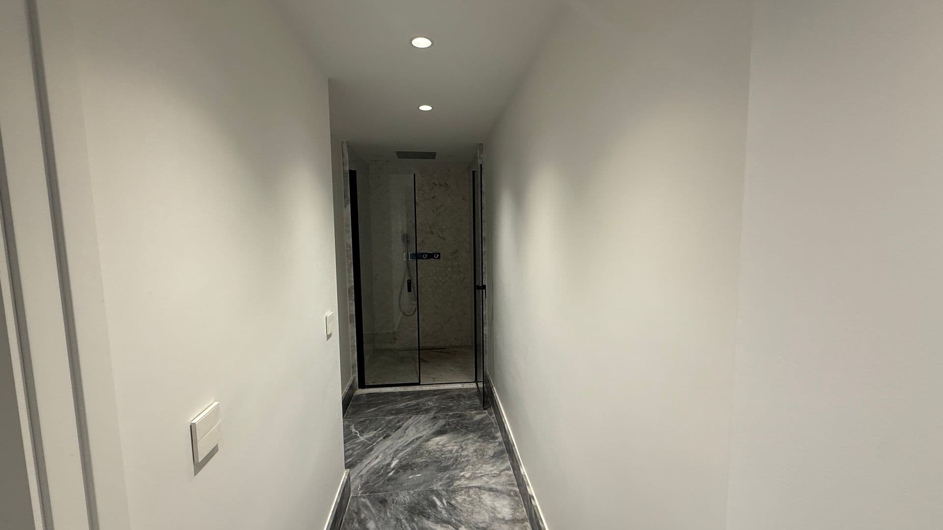 Acarkent'te Modern Dekorasyonlu Sıfır BR Villa 18