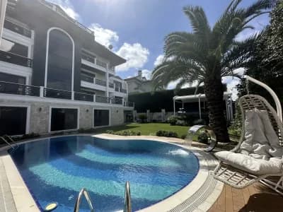 Acarkent'te Özel Tasarımlı Lüks Satılık Villa 3