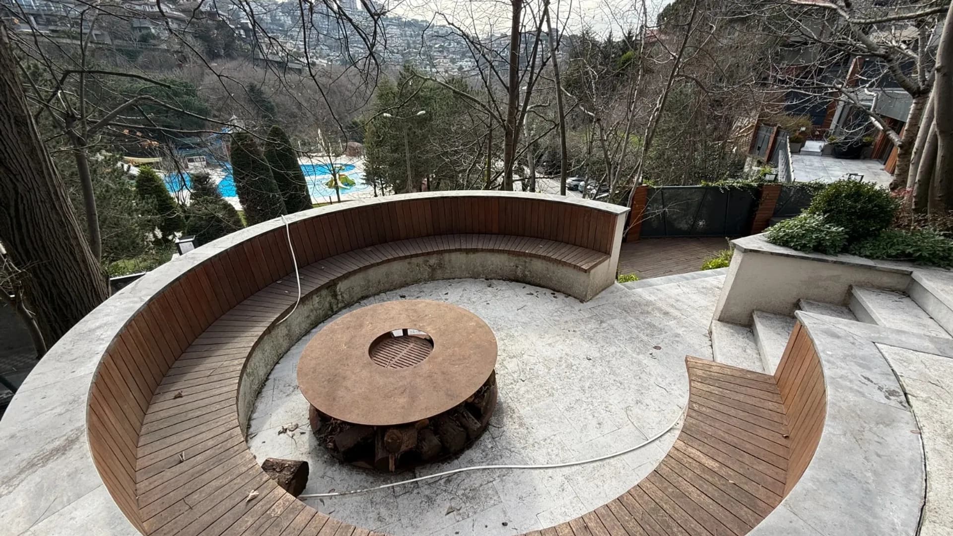 Acarkent'te Ticari Konut Avantajlı Satılık Ultra Lüks Villa 3