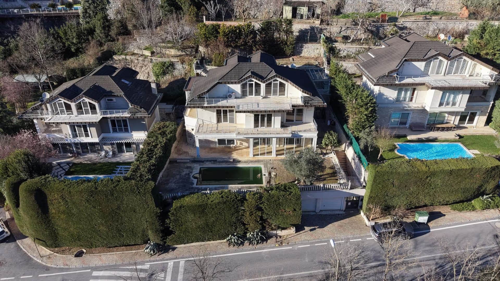 Acarkent'te Orman Manzaralı Güney Cepheli BR Satılık Villa 2