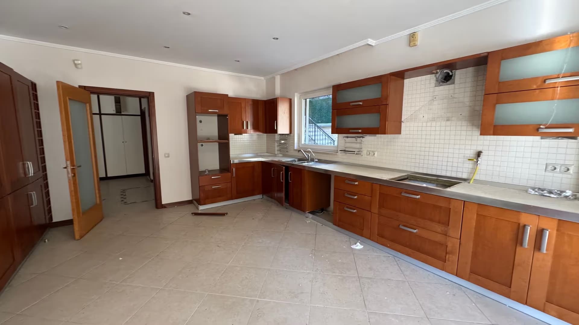 Acarkent'te Orman Manzaralı Güney Cepheli BR Satılık Villa 7