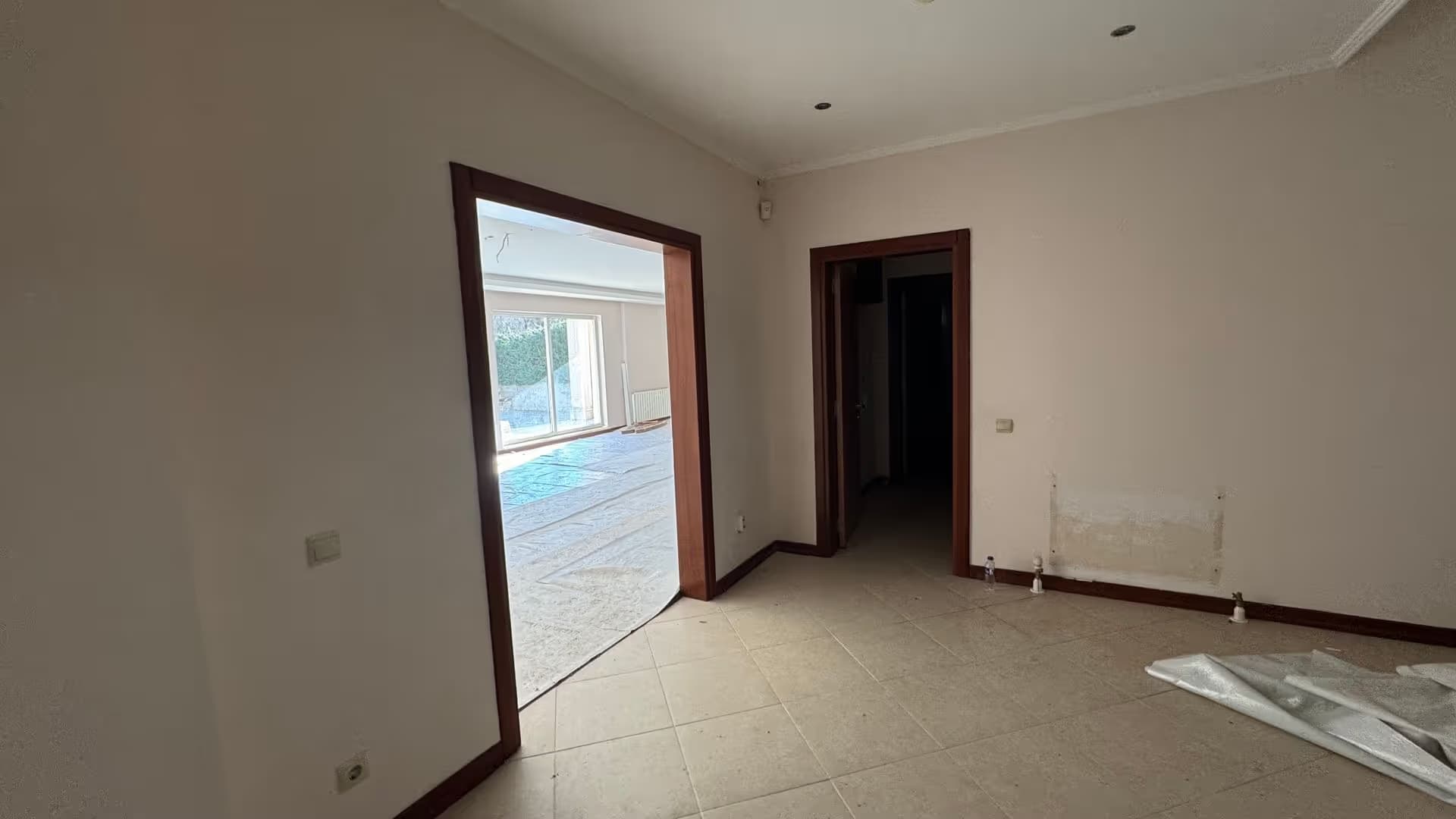 Acarkent'te Orman Manzaralı Güney Cepheli BR Satılık Villa 10