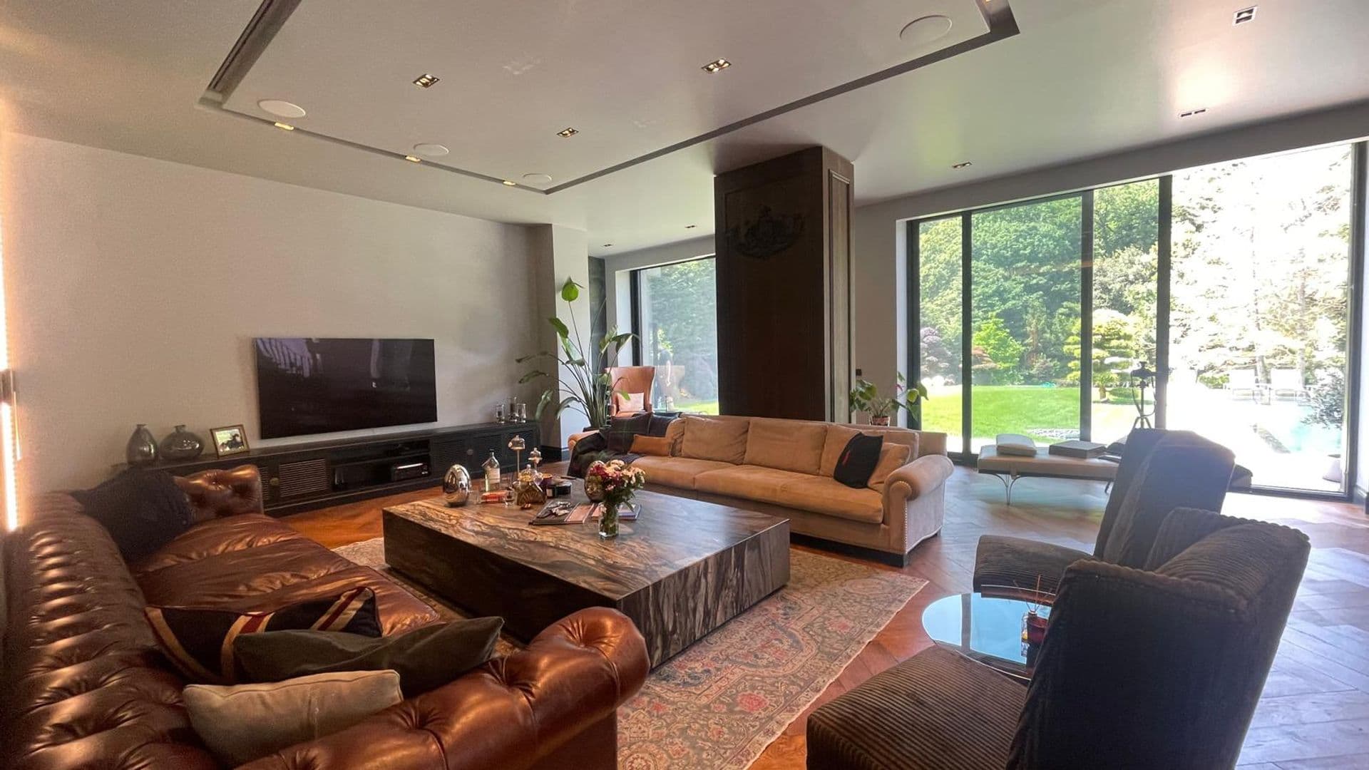 Acarkent'te İzole Bahçeli Özel Tasarımlı Satılık Sıfır Villa 8