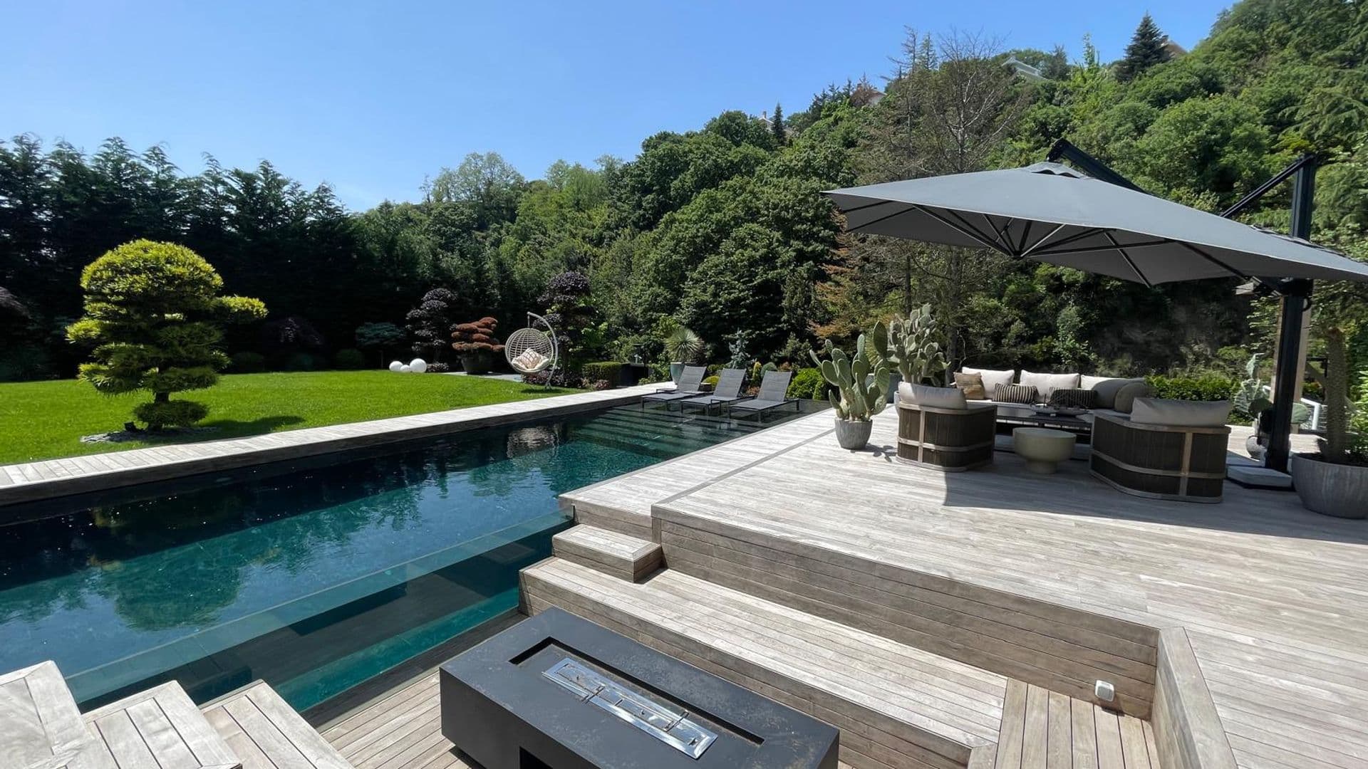 Acarkent'te İzole Bahçeli Özel Tasarımlı Satılık Sıfır Villa 3