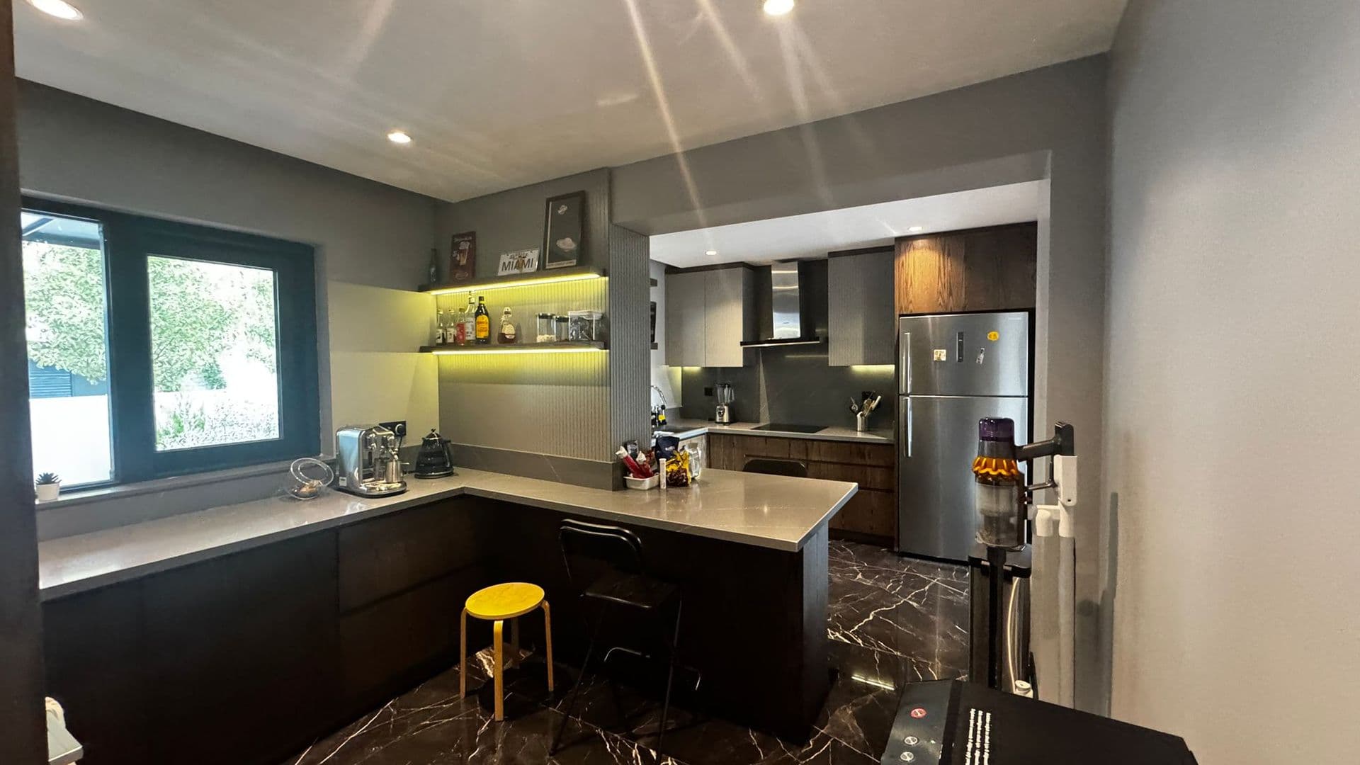 Acarkent'te Hakim Konumlu Ultra Modern Satılık Villa 12