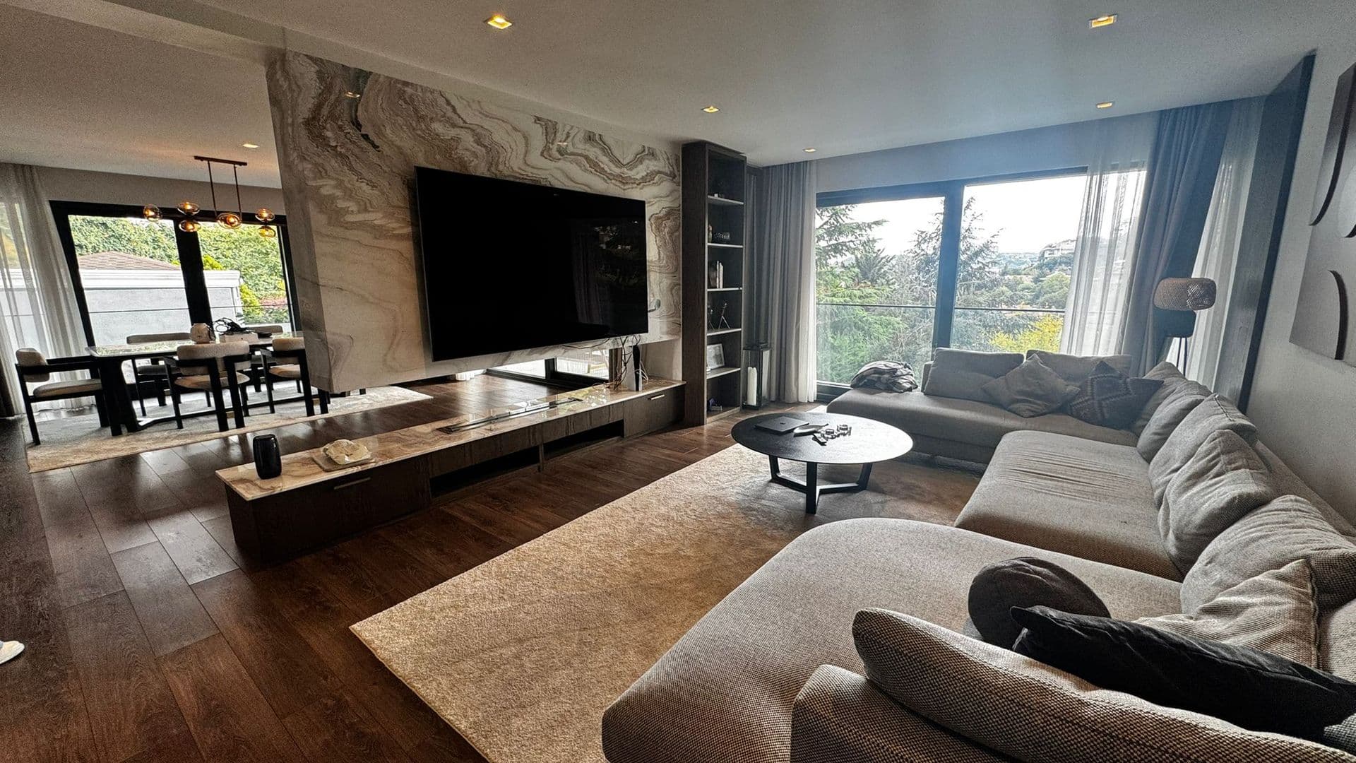 Acarkent'te Hakim Konumlu Ultra Modern Satılık Villa 13