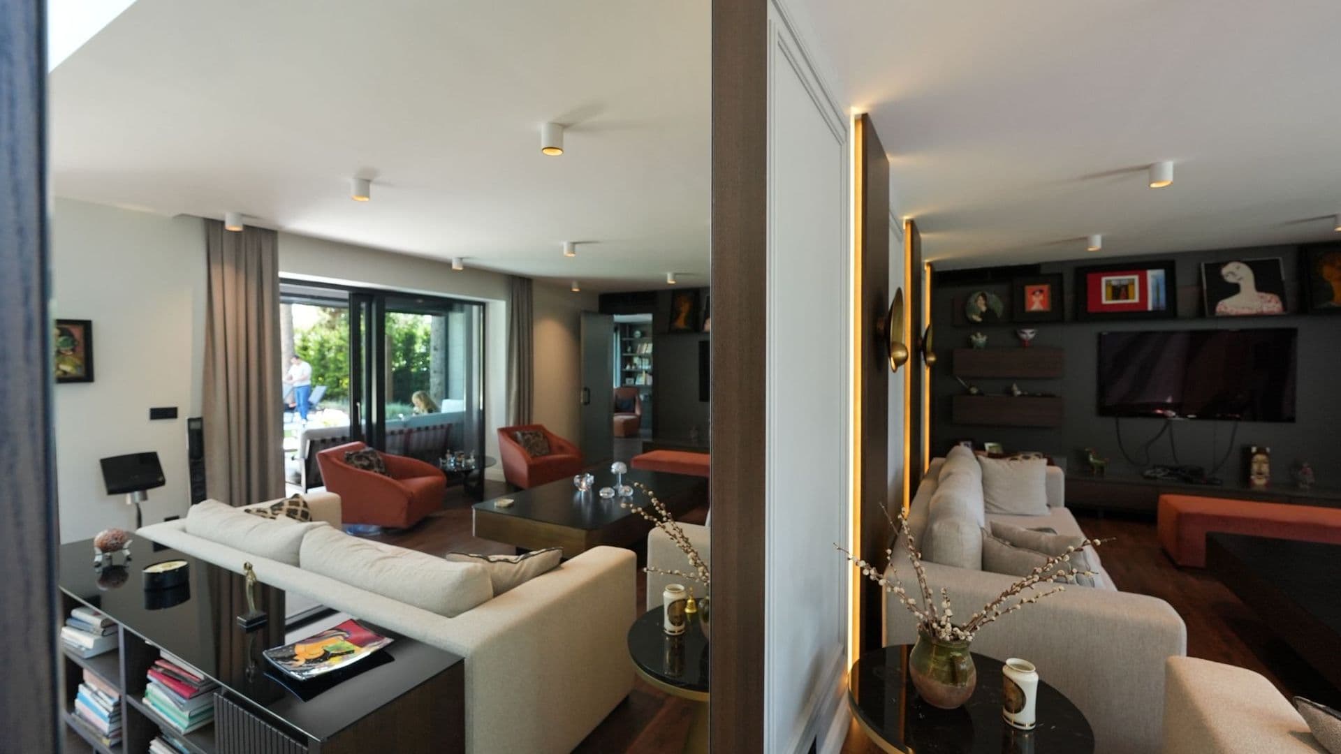 Acarkent'te Hakim Konumlu Ultra Modern Satılık Villa 14