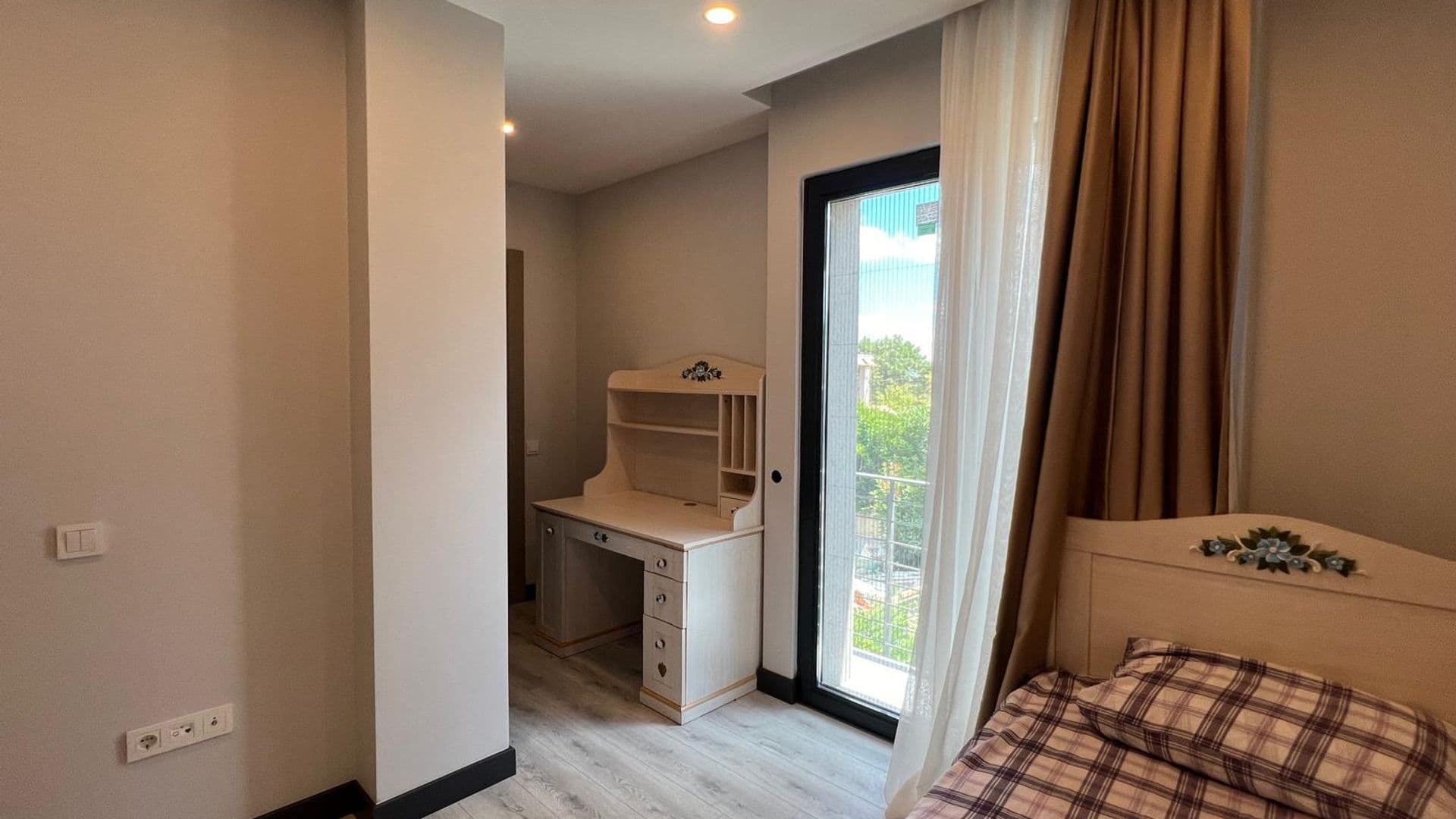 Reşadiye'de Müstakil Havuzlu Modern Sıfır Satılık Villa 14