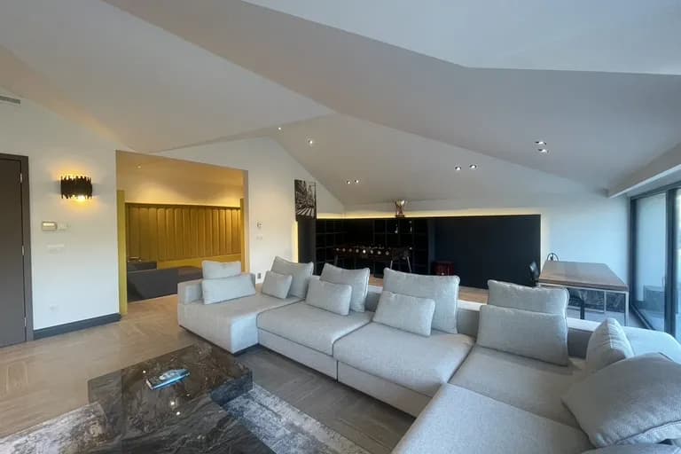 Acarkent'te Sıradışı Ultra Lüks Eşyalı Satılık Villa 18