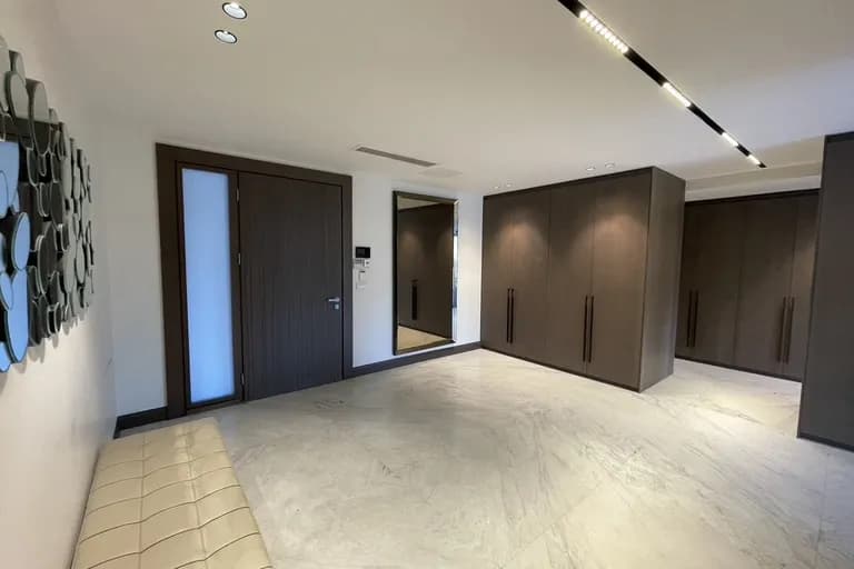 Acarkent'te Sıradışı Ultra Lüks Eşyalı Satılık Villa 10