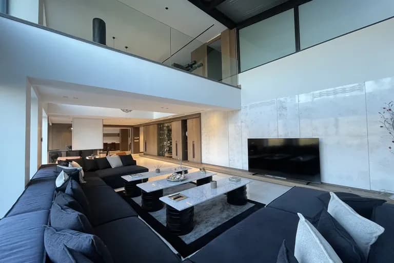 Acarkent'te Sıradışı Ultra Lüks Eşyalı Satılık Villa 5